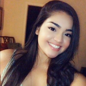 Meet your Posher, Krystal